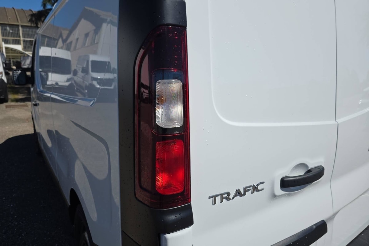 Renault TRAFIC FOURGON - Image 22
