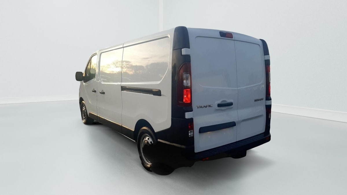 RENAULT TRAFIC FOURGON L2H1 3T BLUE DCI 130 GSR2 ADVANCE