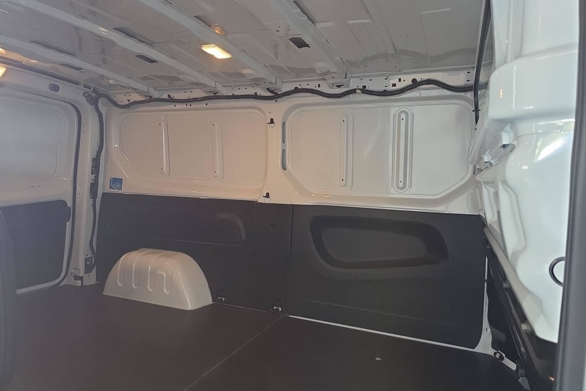 RENAULT TRAFIC FOURGON BLUE DCI 150 L2H1 3T GSR2 ADVANCE