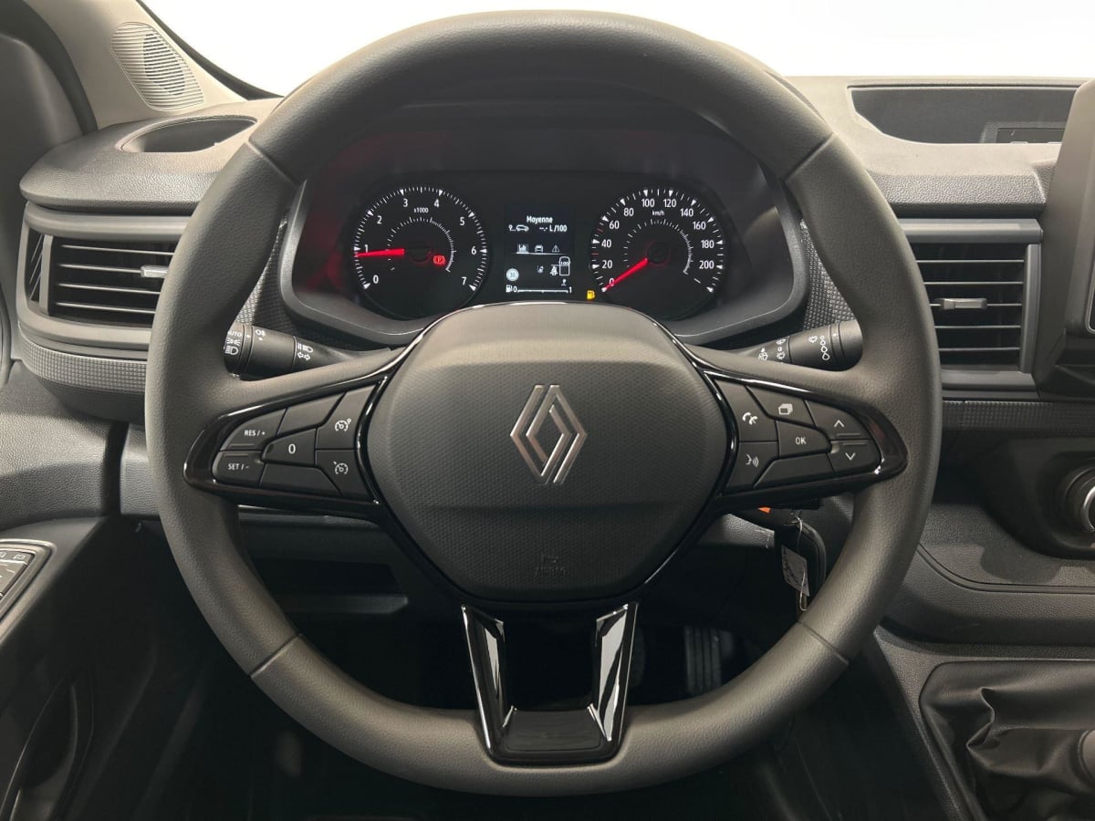 RENAULT TRAFIC FOURGON TRAFIC FG BLUE DCI 130 L1H1 2T8 GSR2 ADVANCE
