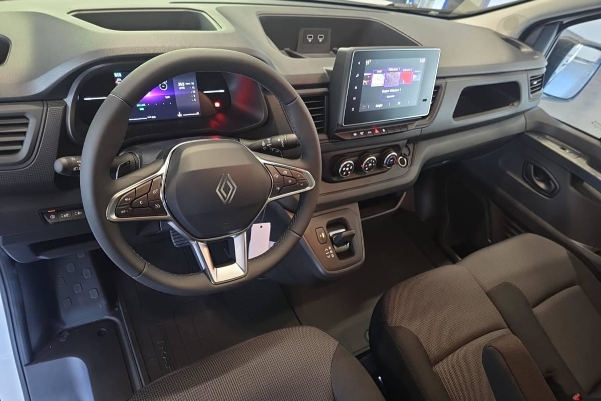 Renault TRAFIC FOURGON - Image 12