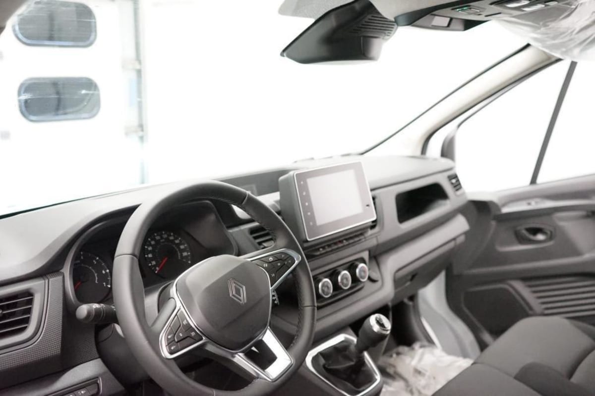 RENAULT TRAFIC FOURGON TRAFIC FGN L2H1 3T BLUE DCI 130 GSR2 ADVANCE