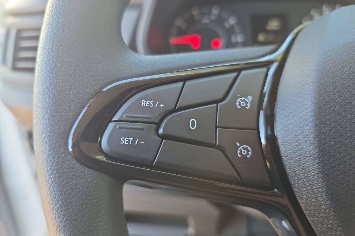 Renault TRAFIC FOURGON - Image 15