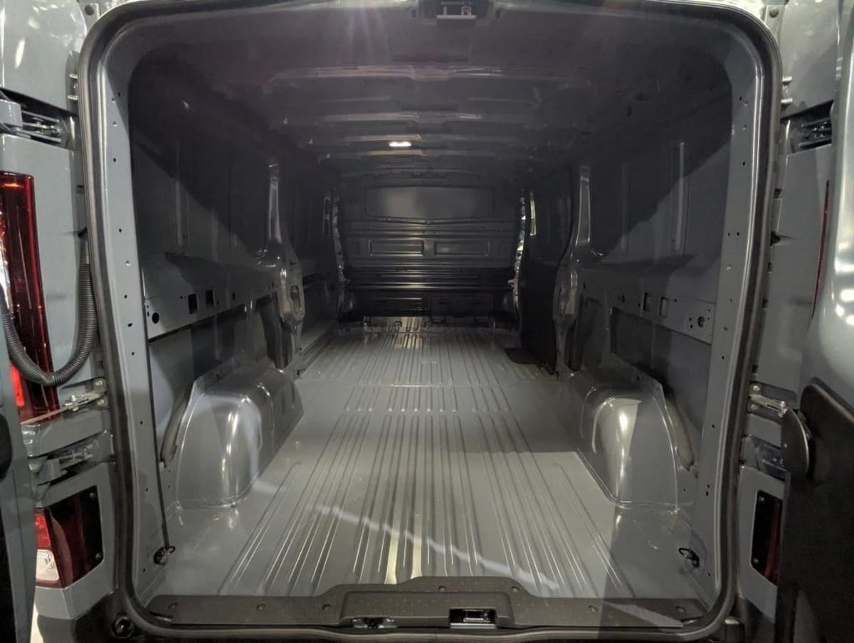 RENAULT TRAFIC FOURGON TRAFIC FGN L2H1 3T BLUE DCI 150 EDC GSR2 ADVANCE