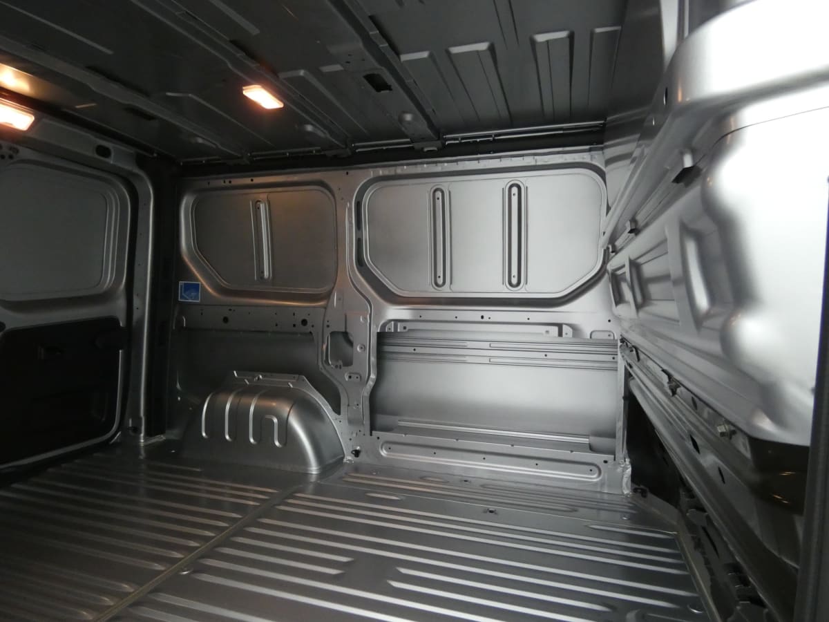RENAULT TRAFIC FOURGON L1H1 3T BLUE DCI 130 GSR2 ADVANCE