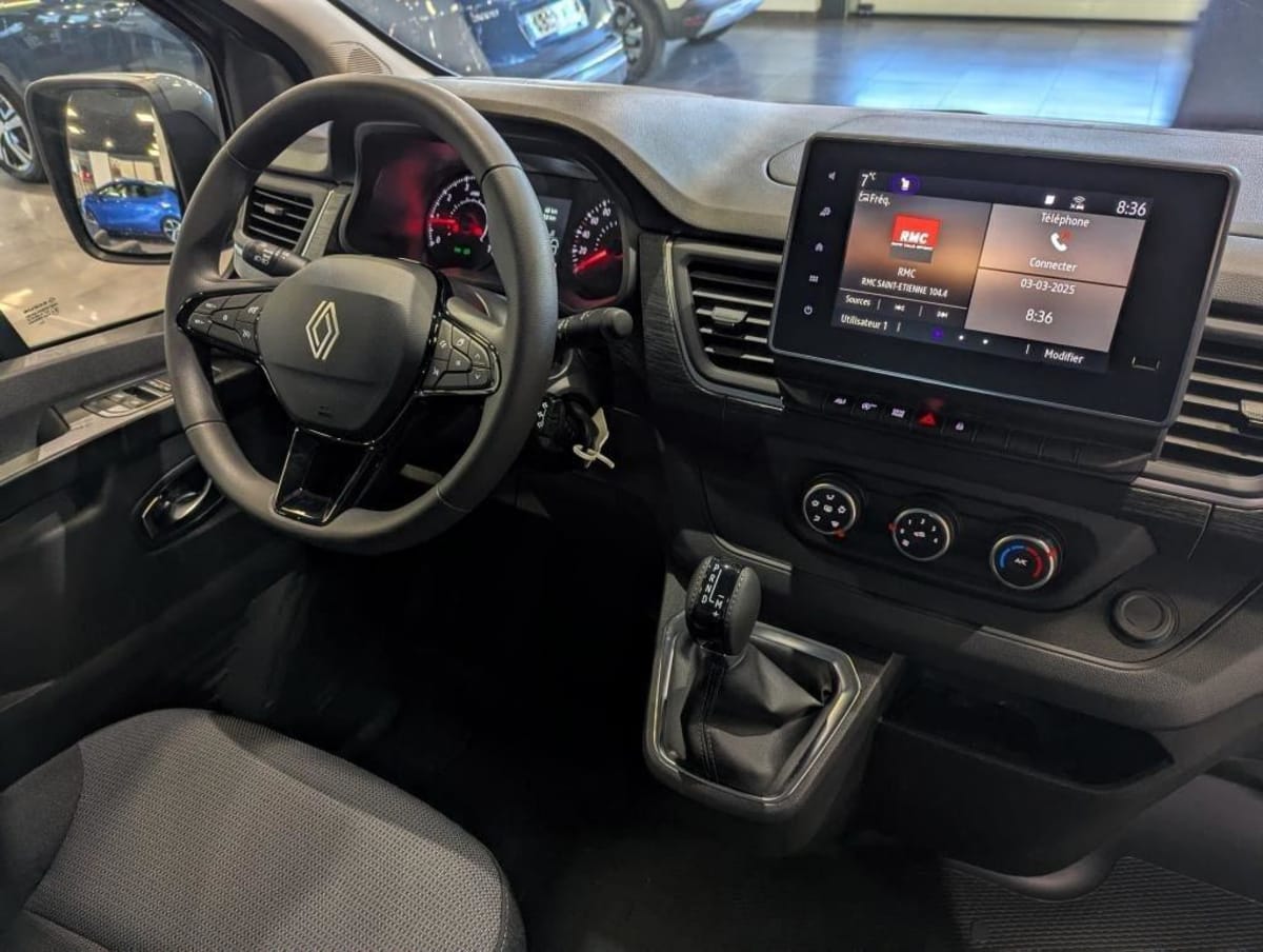 RENAULT TRAFIC FOURGON TRAFIC FGN L2H1 3T BLUE DCI 150 EDC GSR2 ADVANCE