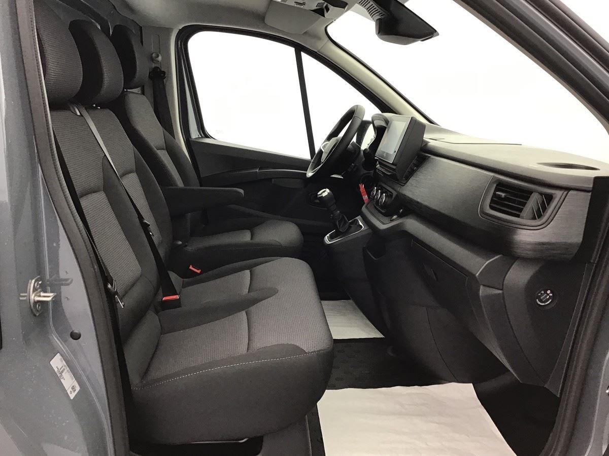 RENAULT TRAFIC L1H1 ADVANCE 2.0 DCI 130