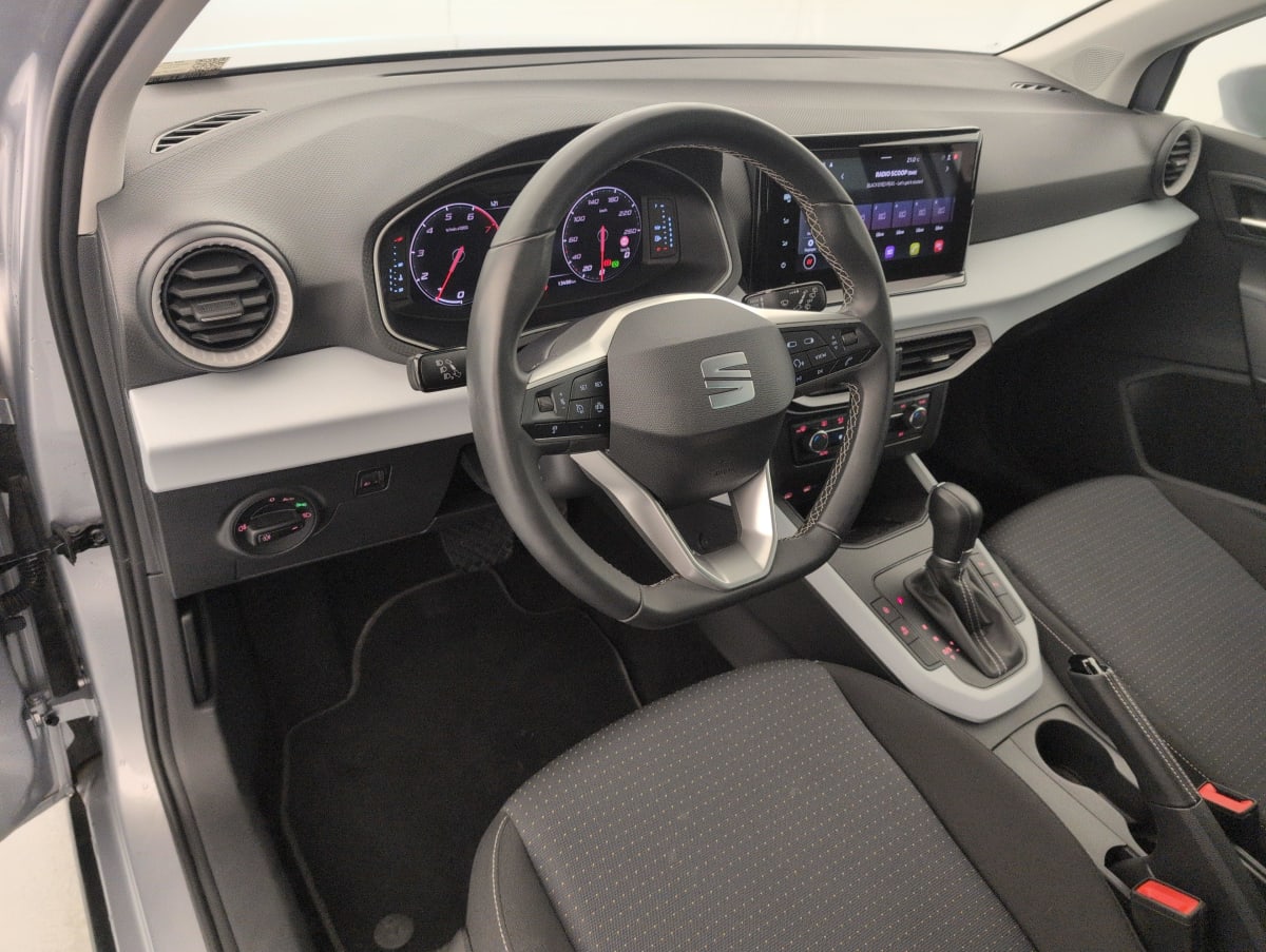 Seat Arona - Image 15