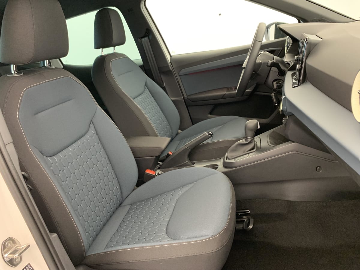 Seat Arona - Image 17
