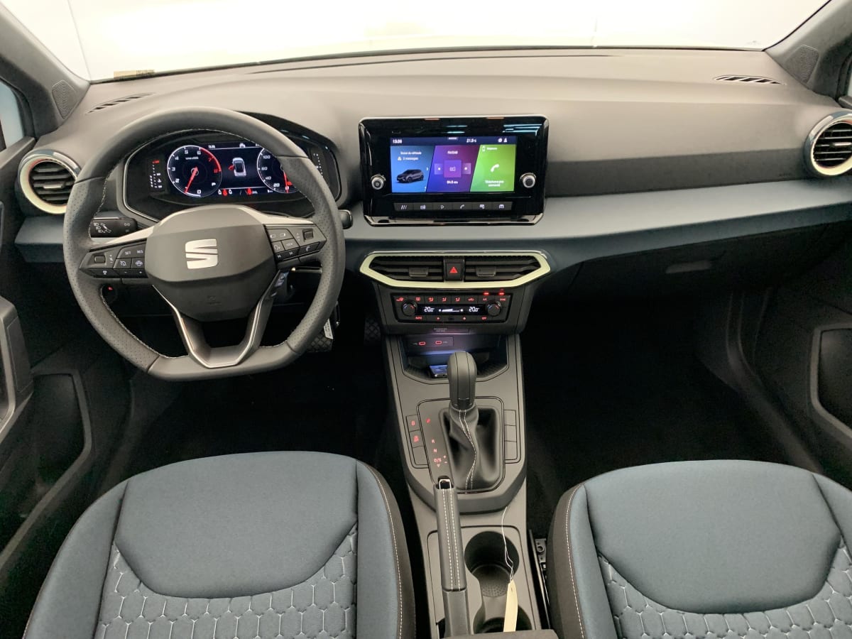 Seat Arona - Image 21