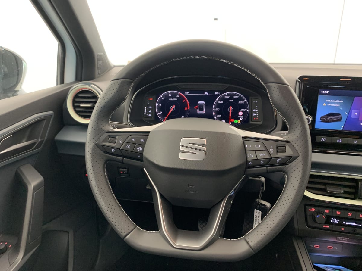 Seat Arona - Image 23