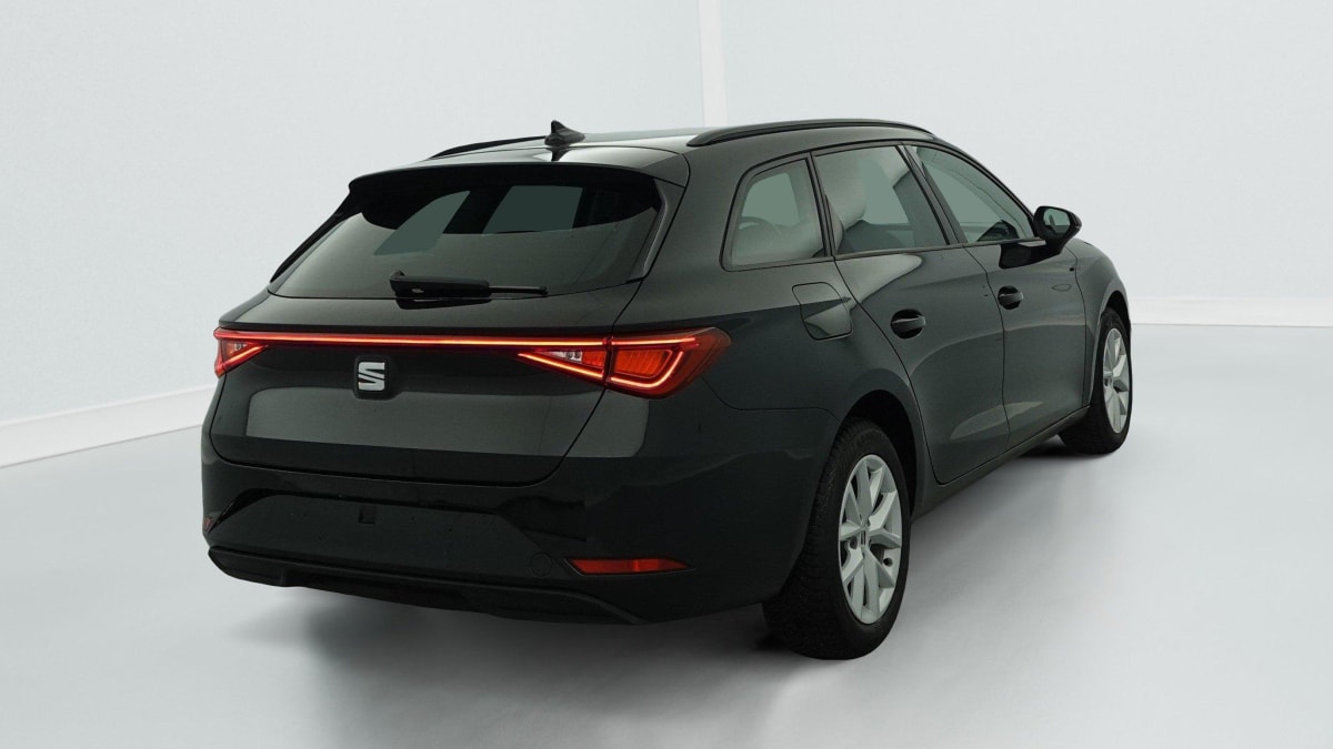 SEAT LEON SPORT ST 1.5 ETSI 150 DSG7 STYLE
