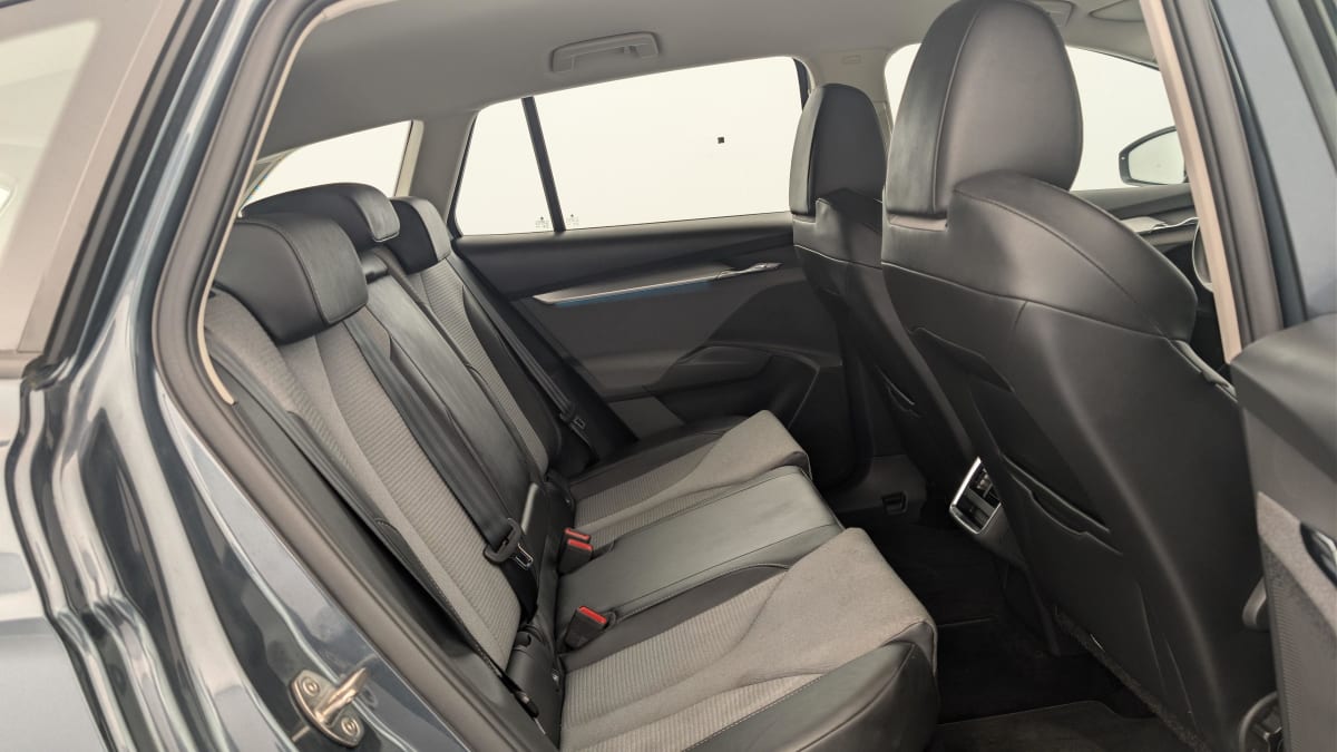 Skoda Enyaq - Image 10