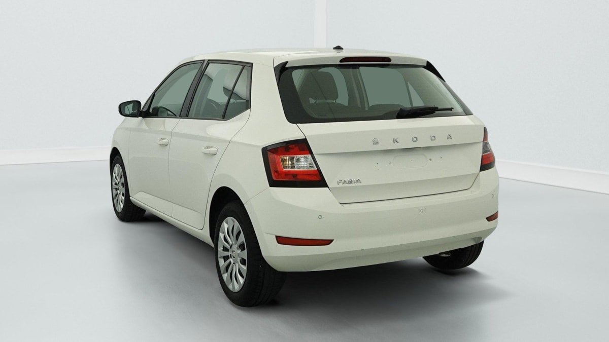 SKODA FABIA 1.0 MPI 60 CH BVM5 BUSINESS