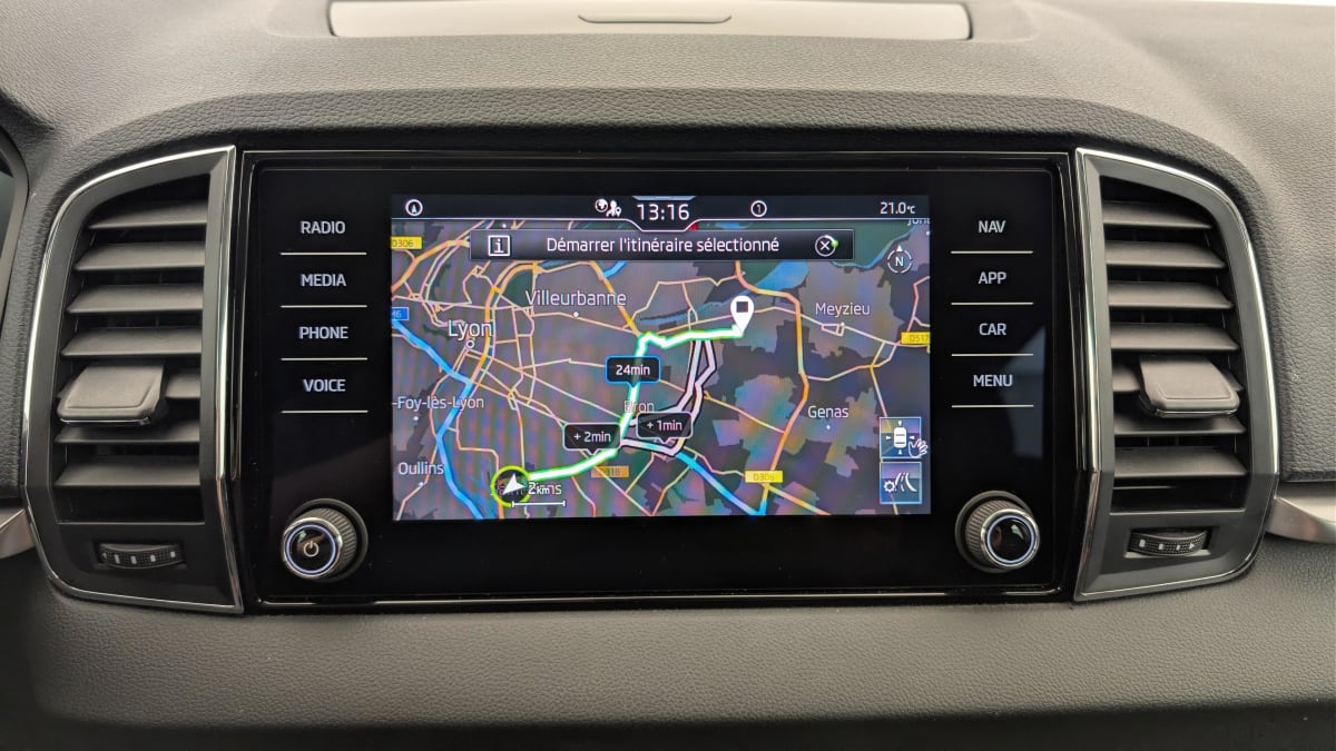 Skoda Karoq - Image 18