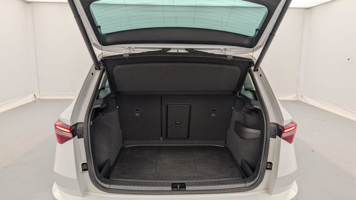 Skoda Karoq - Image 11