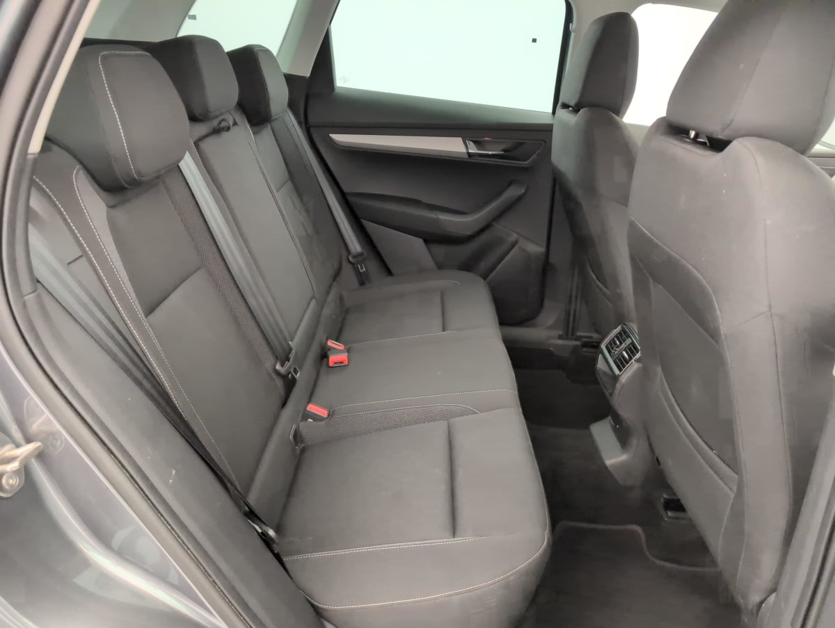 Skoda Karoq - Image 10