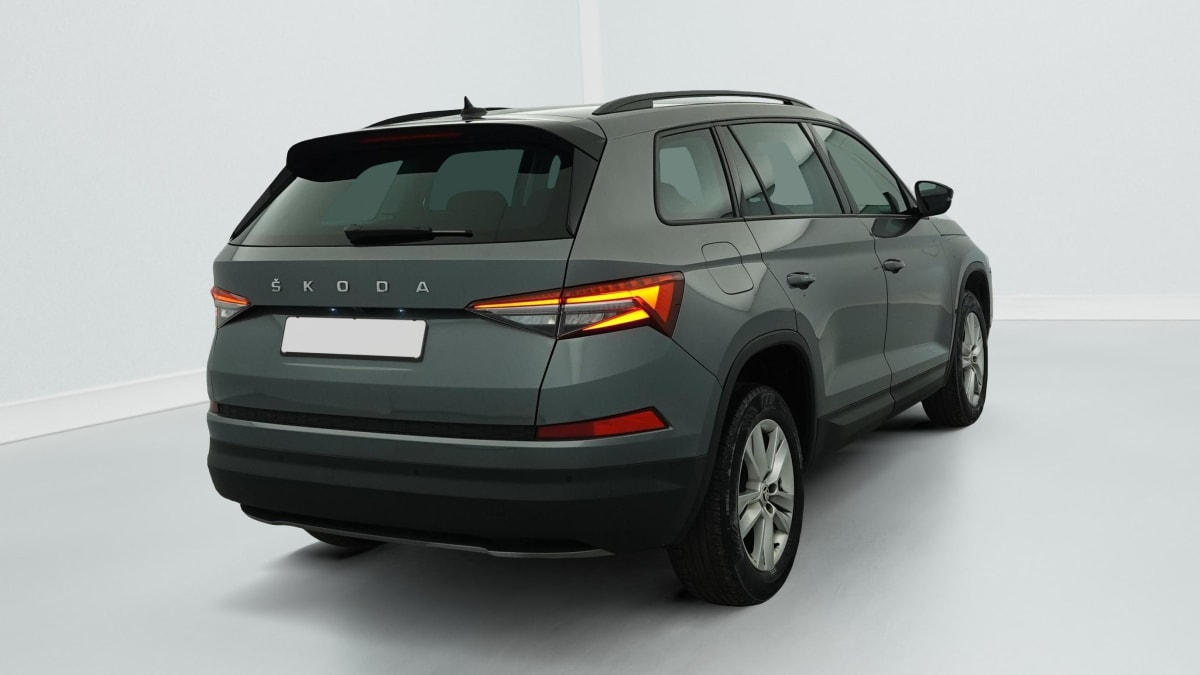 SKODA KODIAQ 2.0 TDI 150 SCR DSG7 7PL BUSINESS