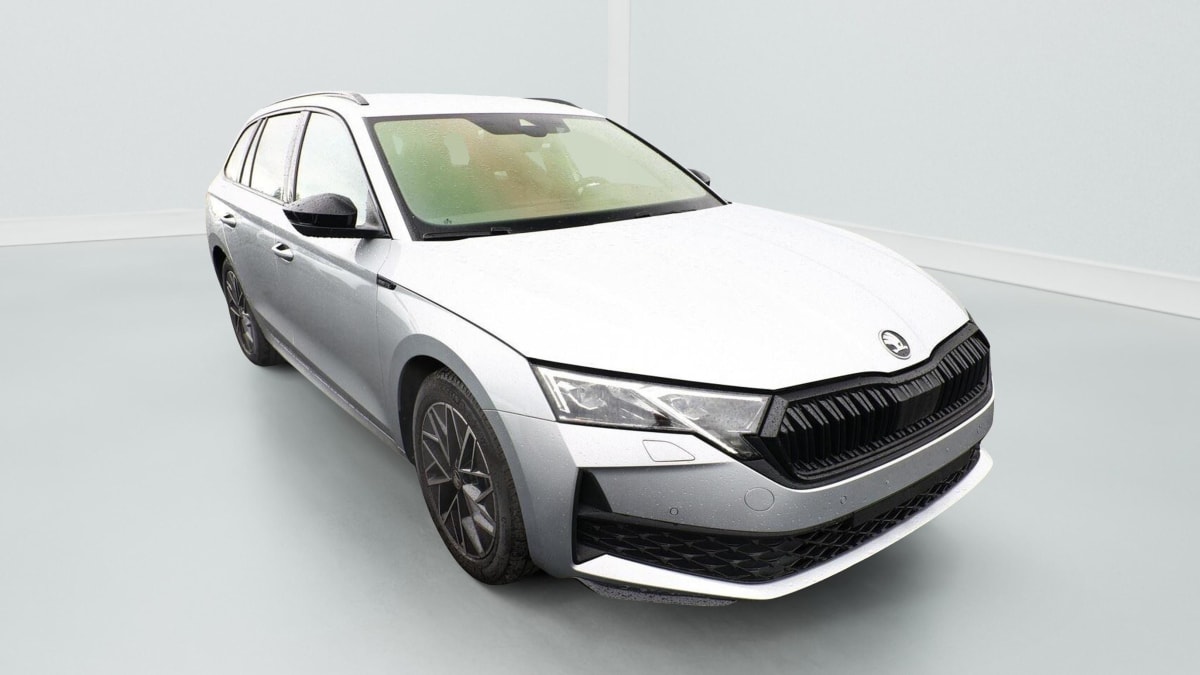 SKODA OCTAVIA - COMBI ETSI 150 DSG SPORTLINE