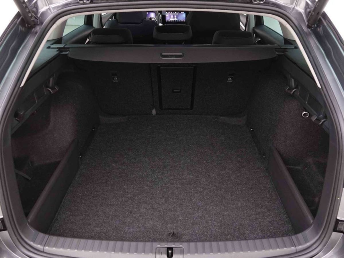 SKODA OCTAVIA 1.5 TSI 150 DSG COMBI NEW MODEL FAMILY PLUS