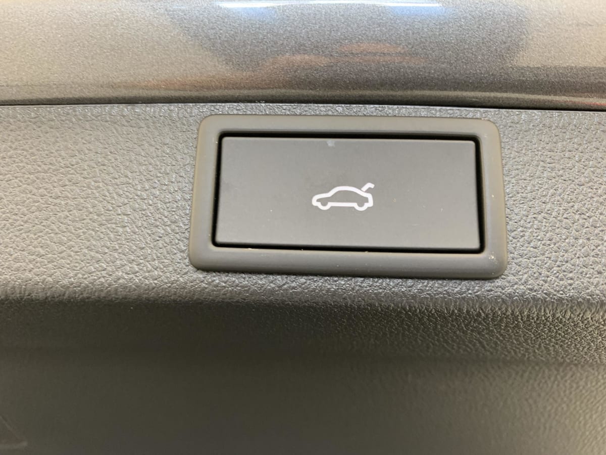 Skoda Octavia Combi - Image 47