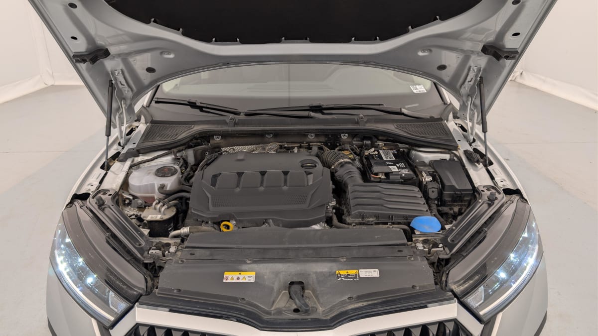 Skoda Octavia Combi - Image 20