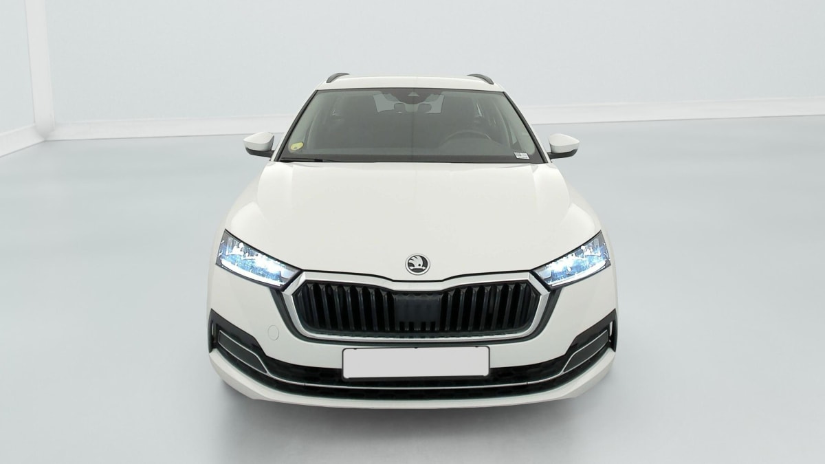 Skoda Octavia Combi - Image 2