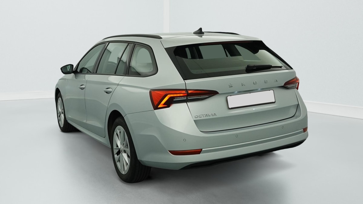 Skoda Octavia Combi - Image 5