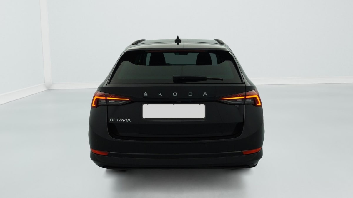 SKODA OCTAVIA COMBI 1.5 TSI 150 CH ACT AMBITION