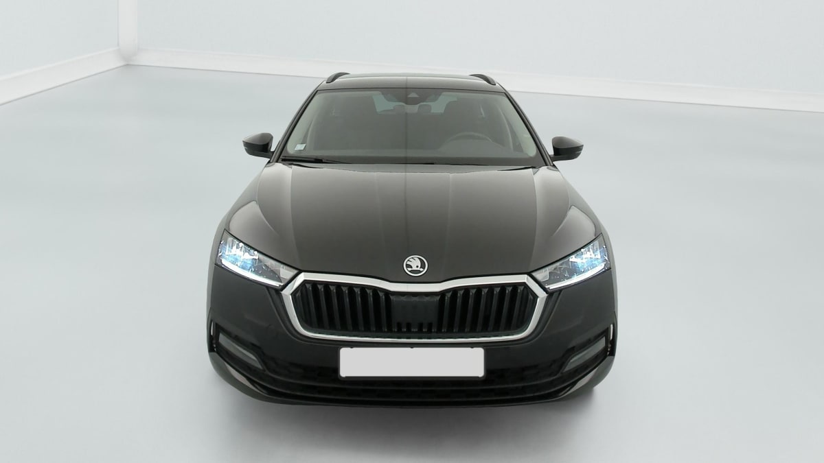 Skoda Octavia Combi - Image 2