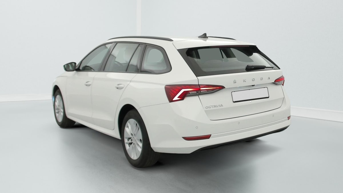 Skoda Octavia Combi - Image 5