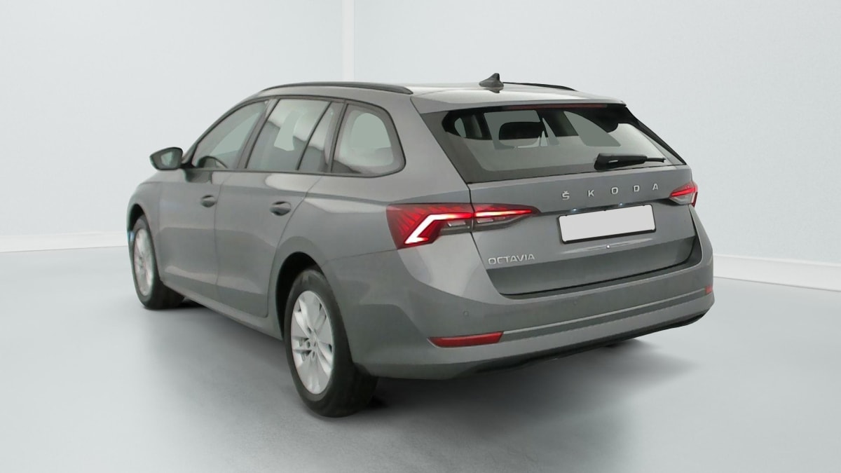 Skoda Octavia Combi - Image 5
