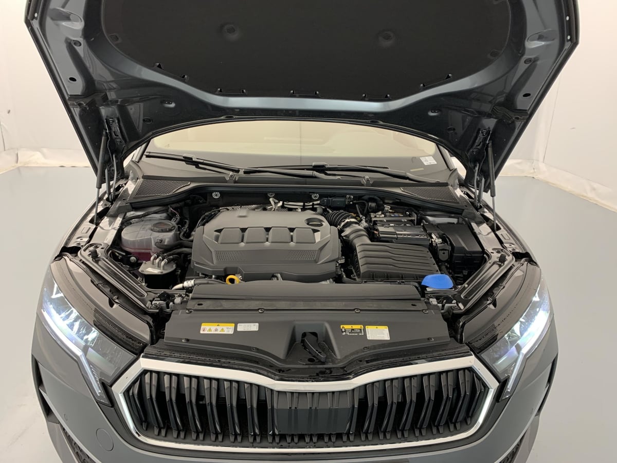 Skoda Octavia Combi - Image 54