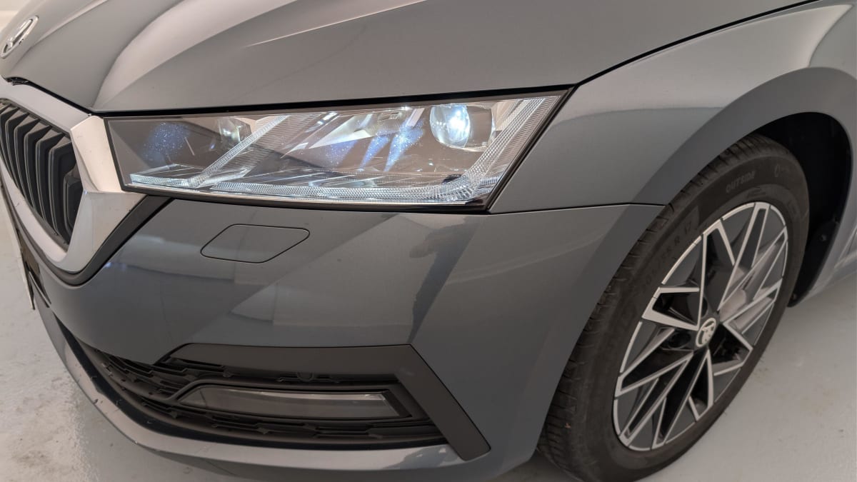 Skoda Octavia Combi - Image 21