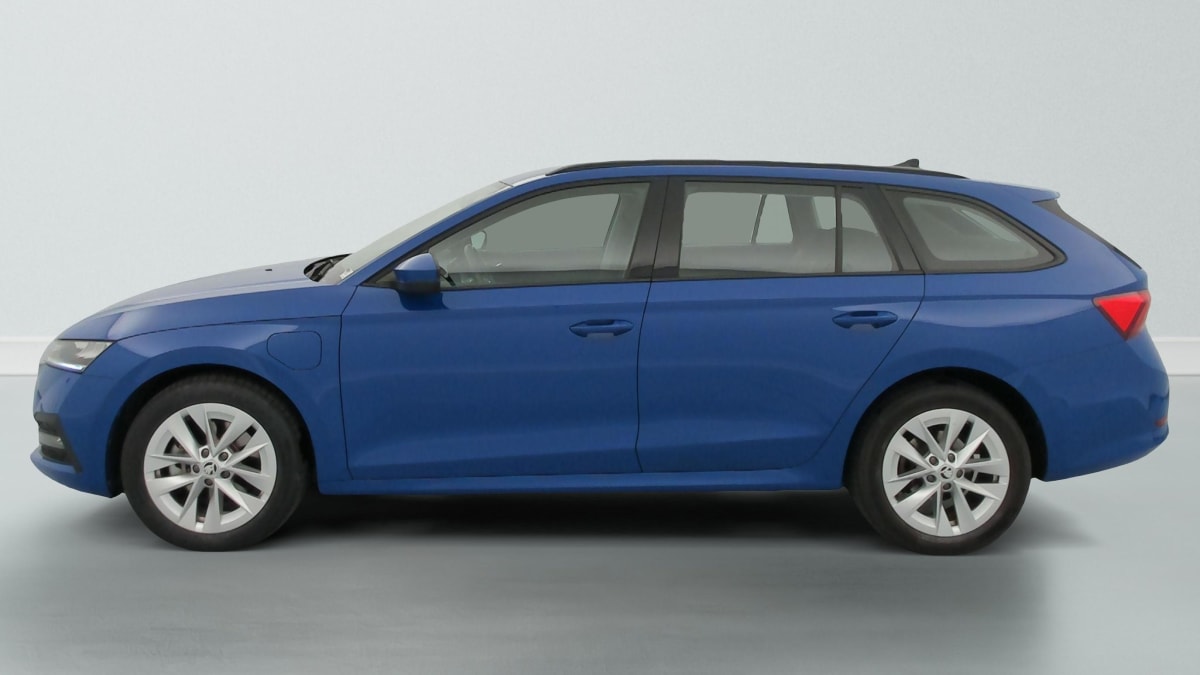 Skoda Octavia Combi - Image 4