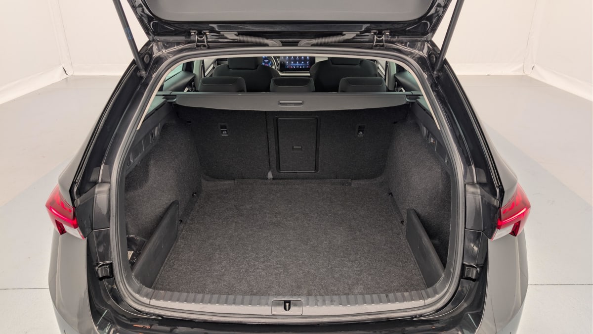 Skoda Octavia Combi - Image 11