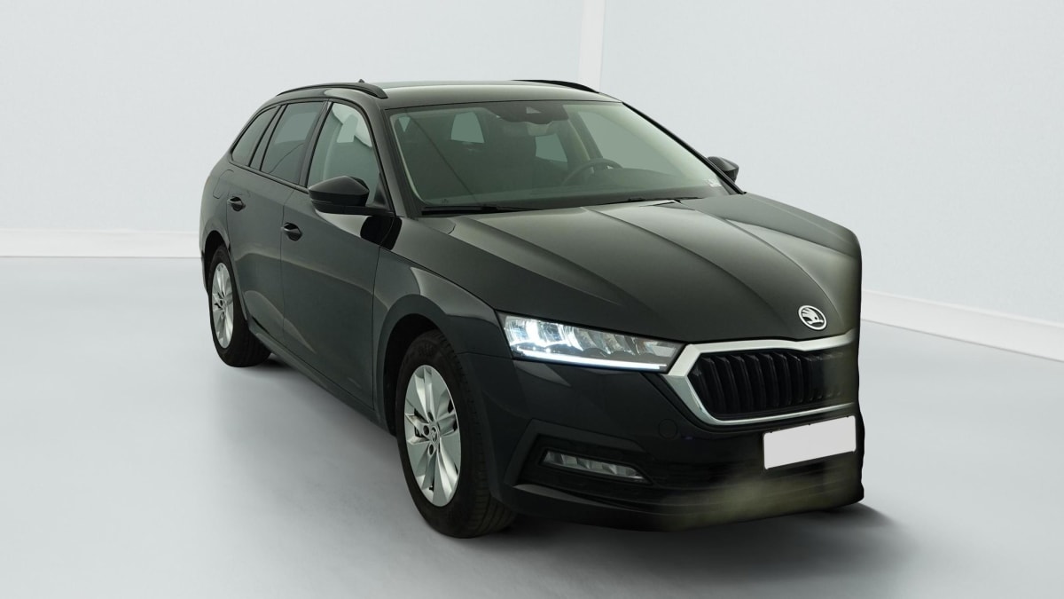 Skoda Octavia Combi - Image 2
