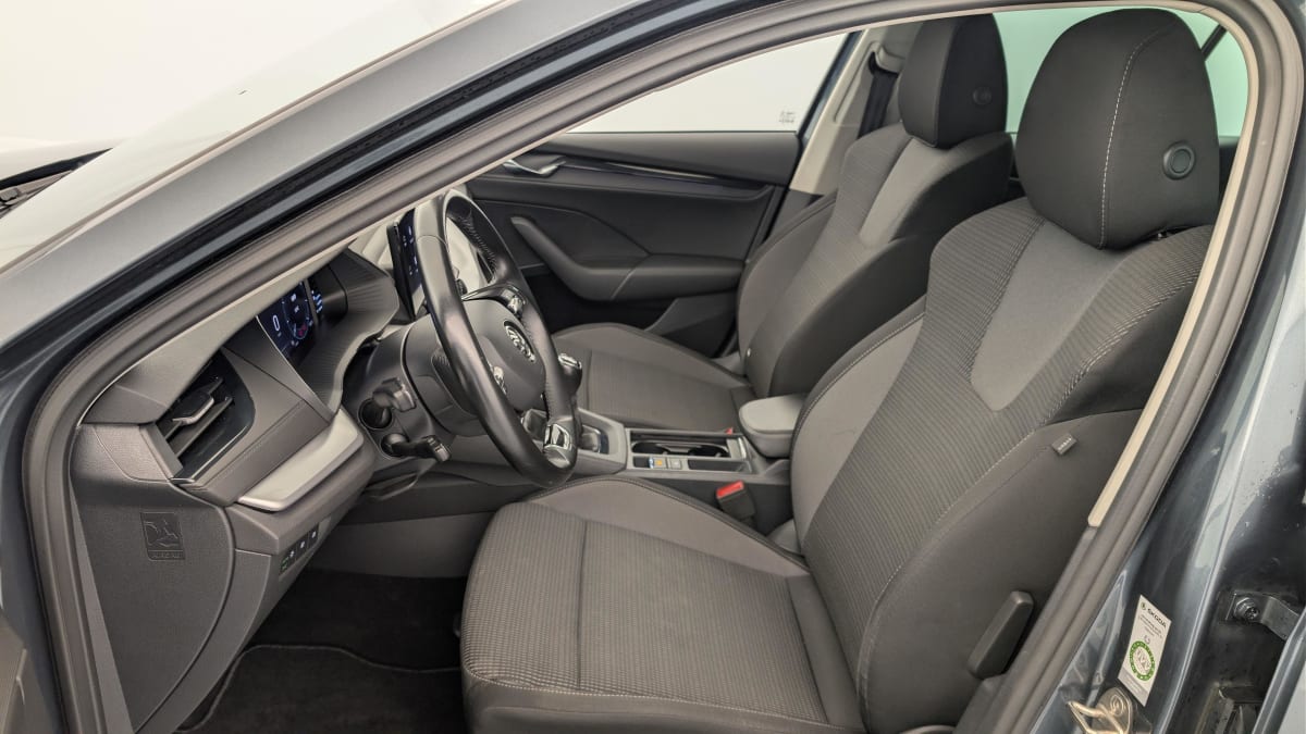 Skoda Octavia Combi - Image 16