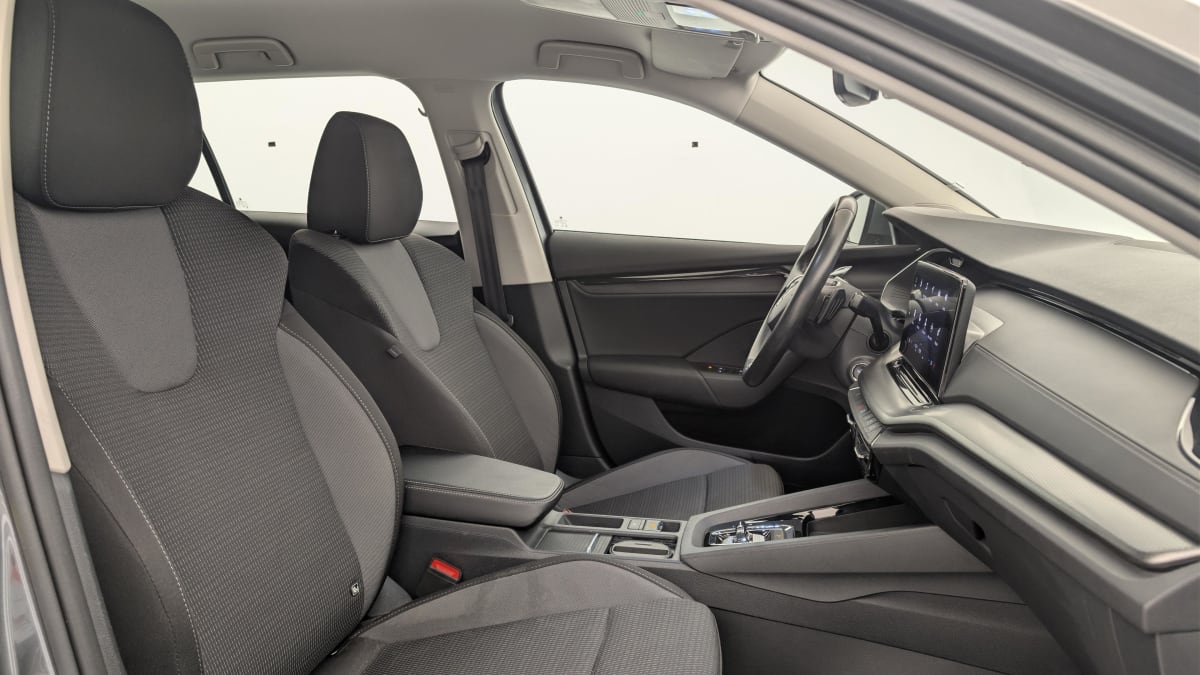 Skoda Octavia Combi - Image 9