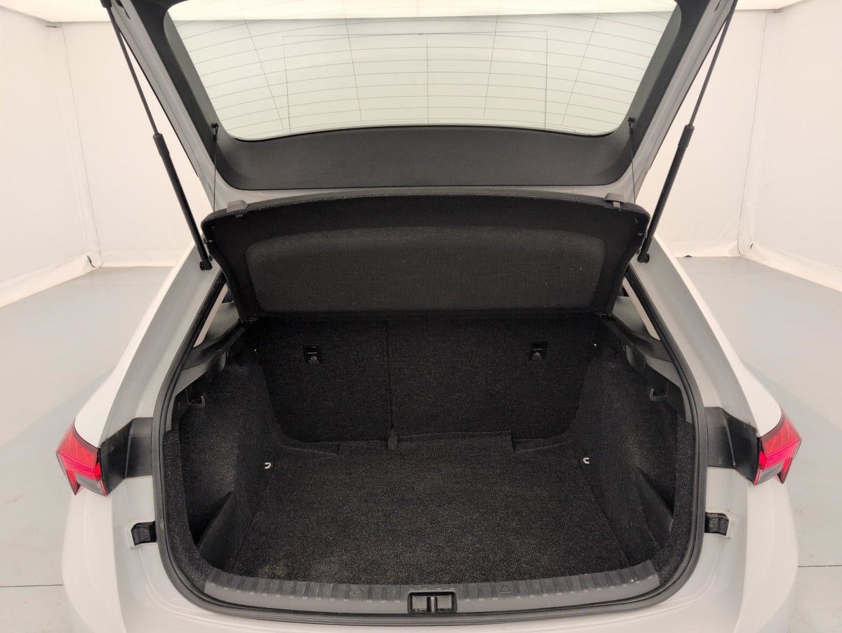 Skoda Scala - Image 11