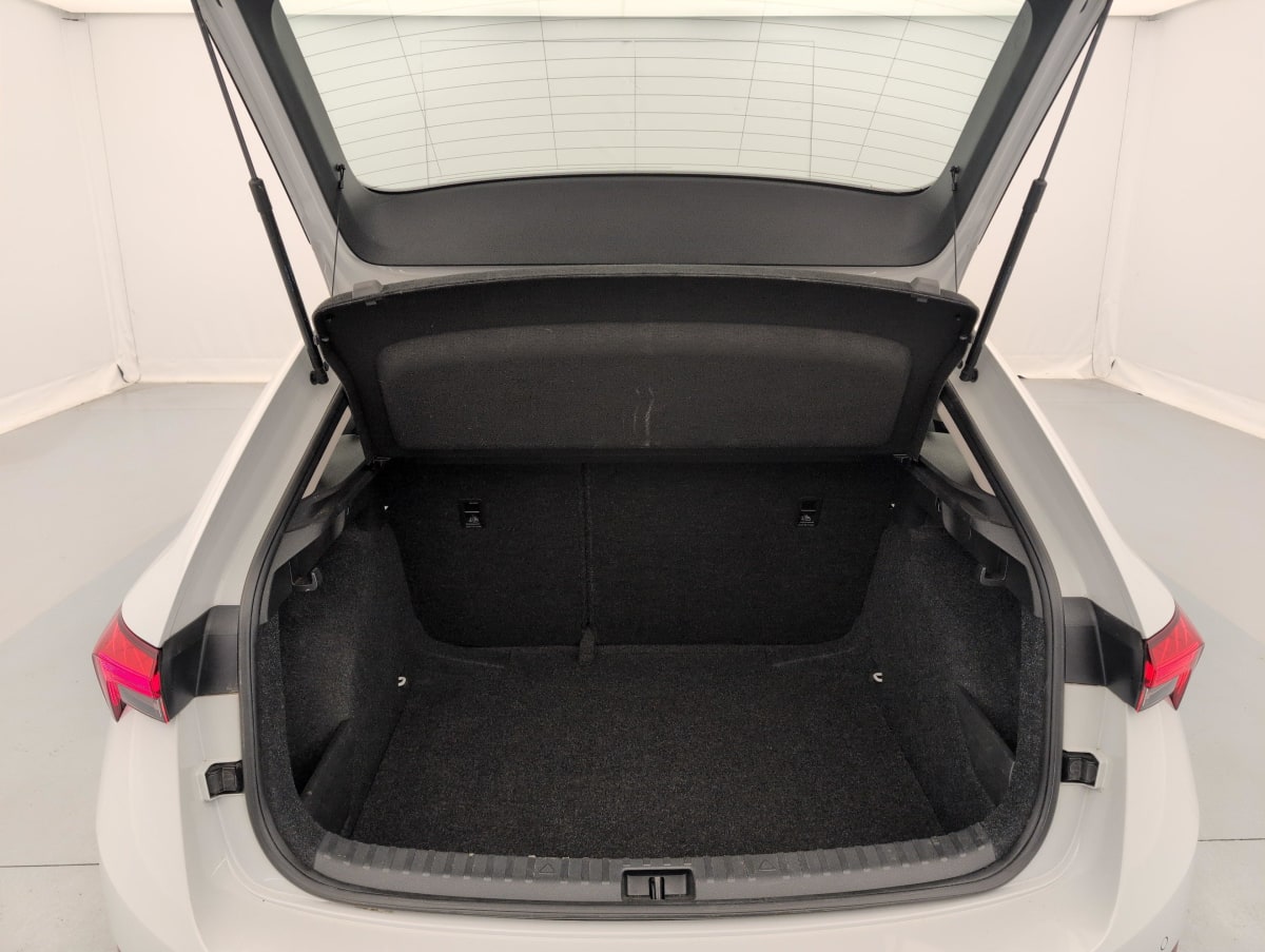 Skoda Scala - Image 11