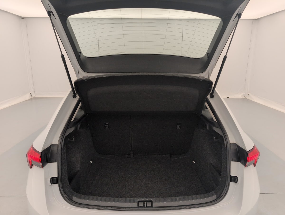 Skoda Scala - Image 11