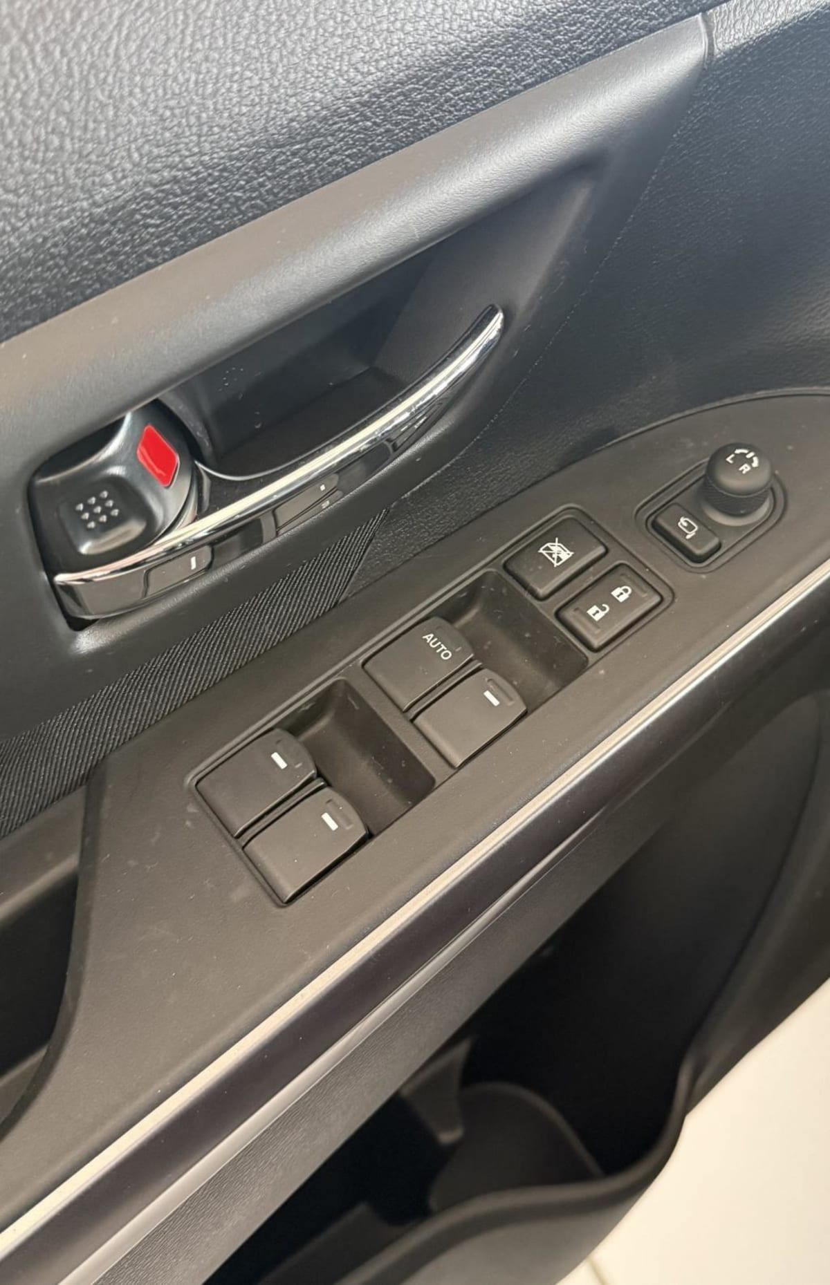 SUZUKI S-CROSS S-CROSS 1.4 BOOSTERJET HYBRID AUTO PRIVILEGE