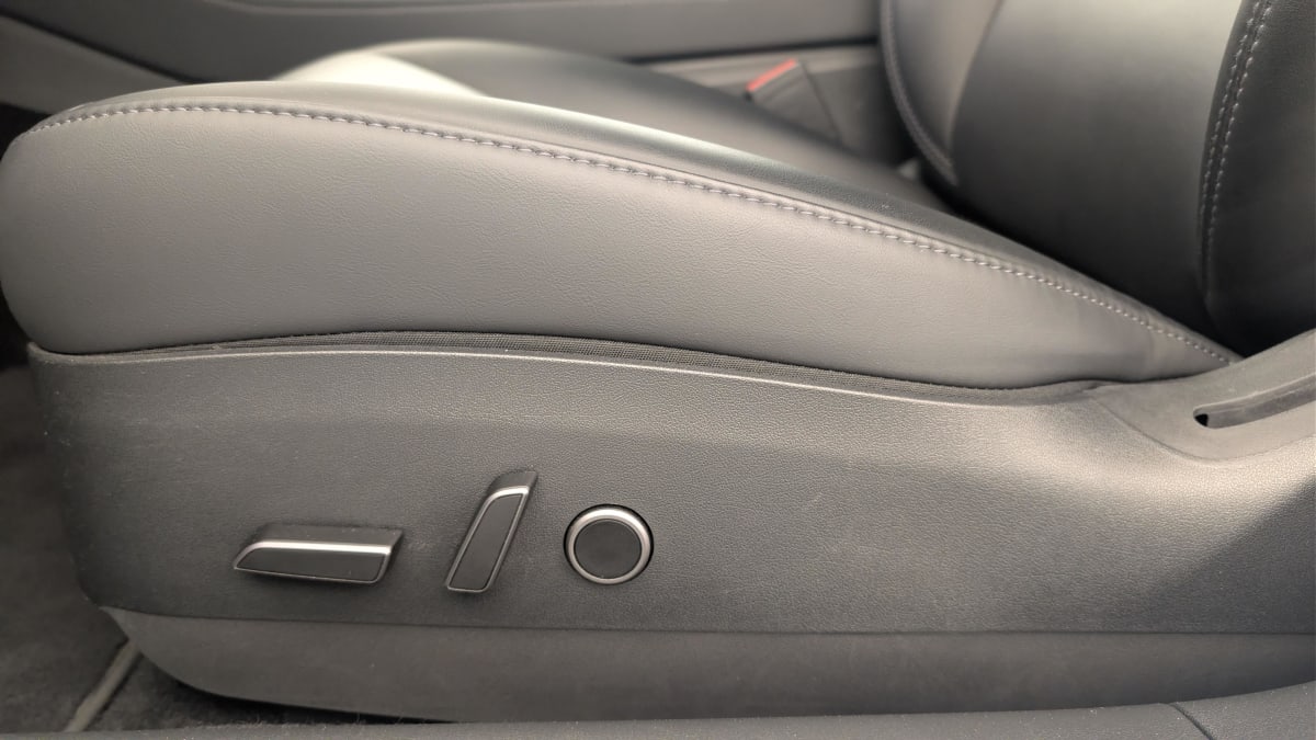 Tesla Model 3 - Image 20