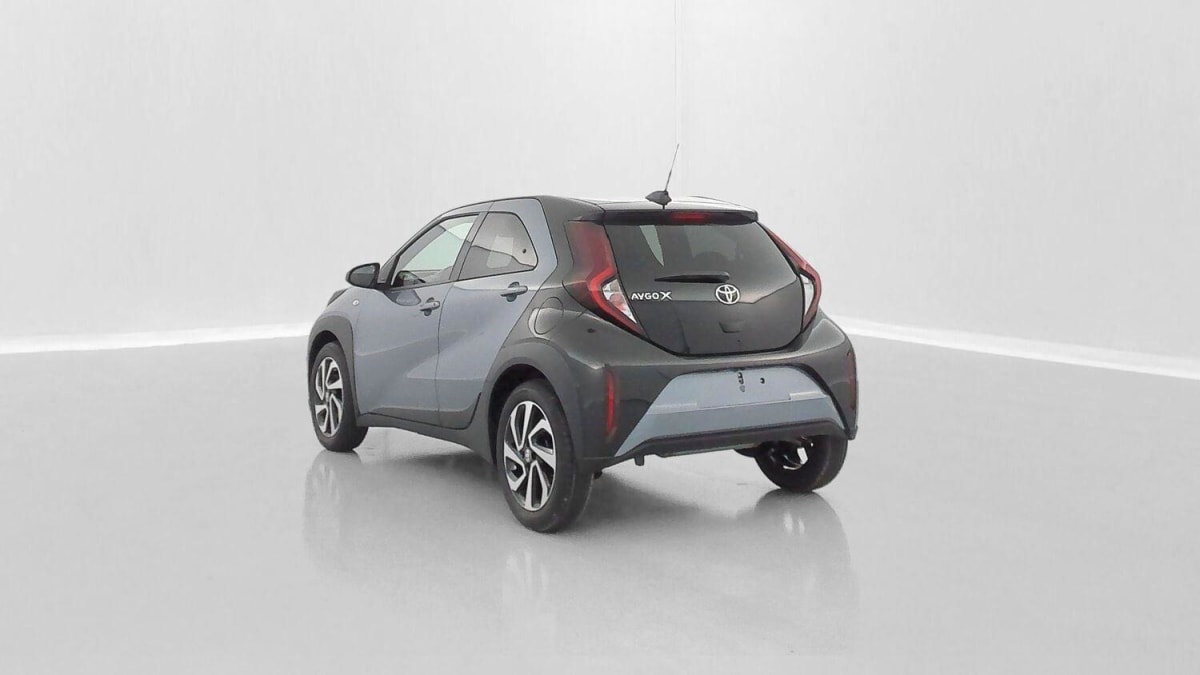 TOYOTA AYGO X AYGO X AYGO X 1.0 VVT-I 72 DESIGN