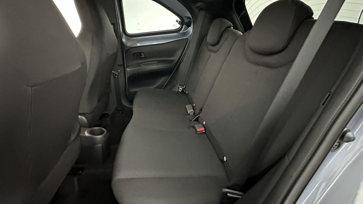 TOYOTA AYGO X AYGO X AYGO X 1.0 VVT-I 72 DESIGN
