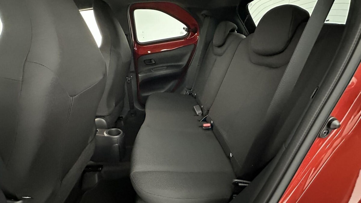 TOYOTA AYGO X AYGO X AYGO X 1.0 VVT-I 72 DESIGN