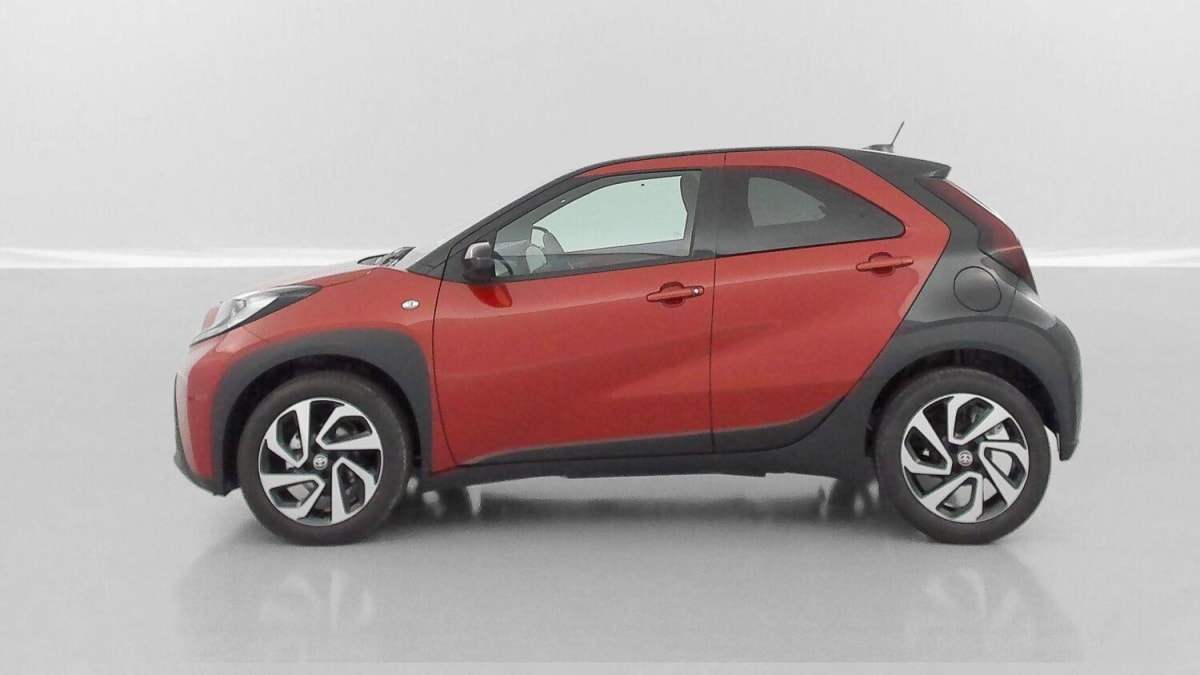 TOYOTA AYGO X AYGO X AYGO X 1.0 VVT-I 72 DESIGN
