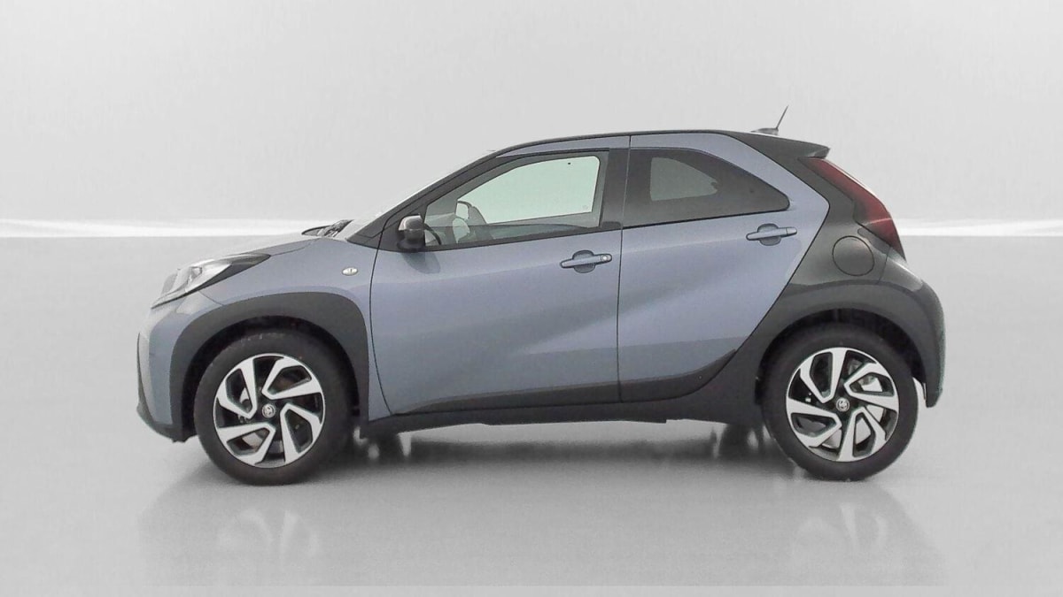 TOYOTA AYGO X AYGO X AYGO X 1.0 VVT-I 72 DESIGN