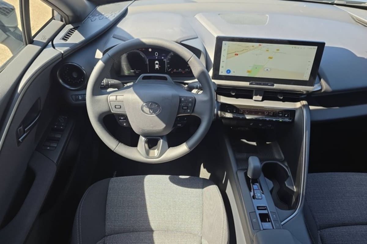 Toyota C-HR - Image 13